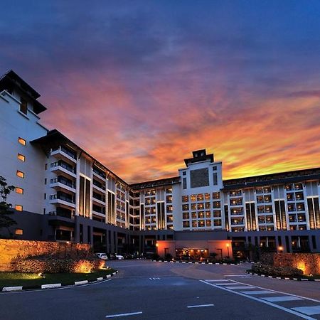 Pulai Spring Resort Kampung Kangkar Pulai Dış mekan fotoğraf