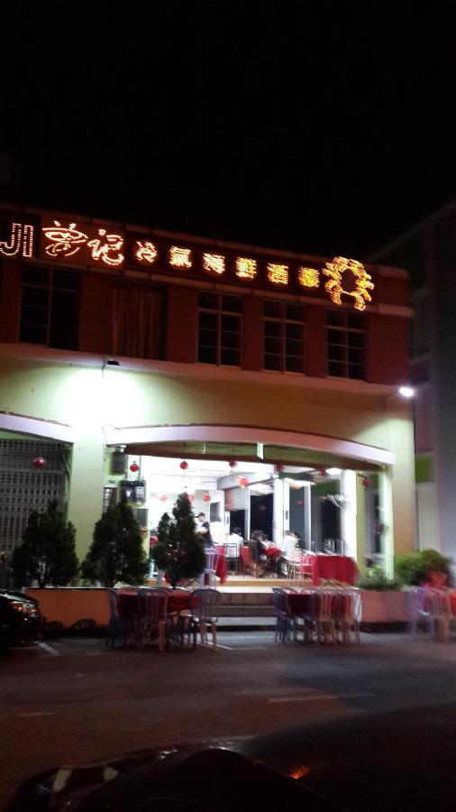 Pulai Spring Resort Kampung Kangkar Pulai Dış mekan fotoğraf